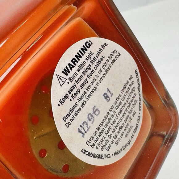 Aromatique Bergamot Orange 9 oz Candle in Glass Decorative Cube with Gift Box - Picture 5 of 5